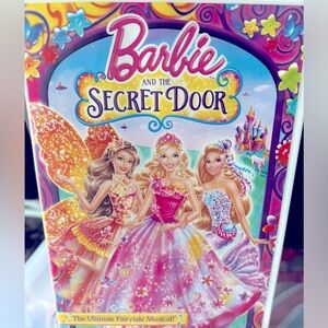 Barbie and The Secret Door (DVD,2014)